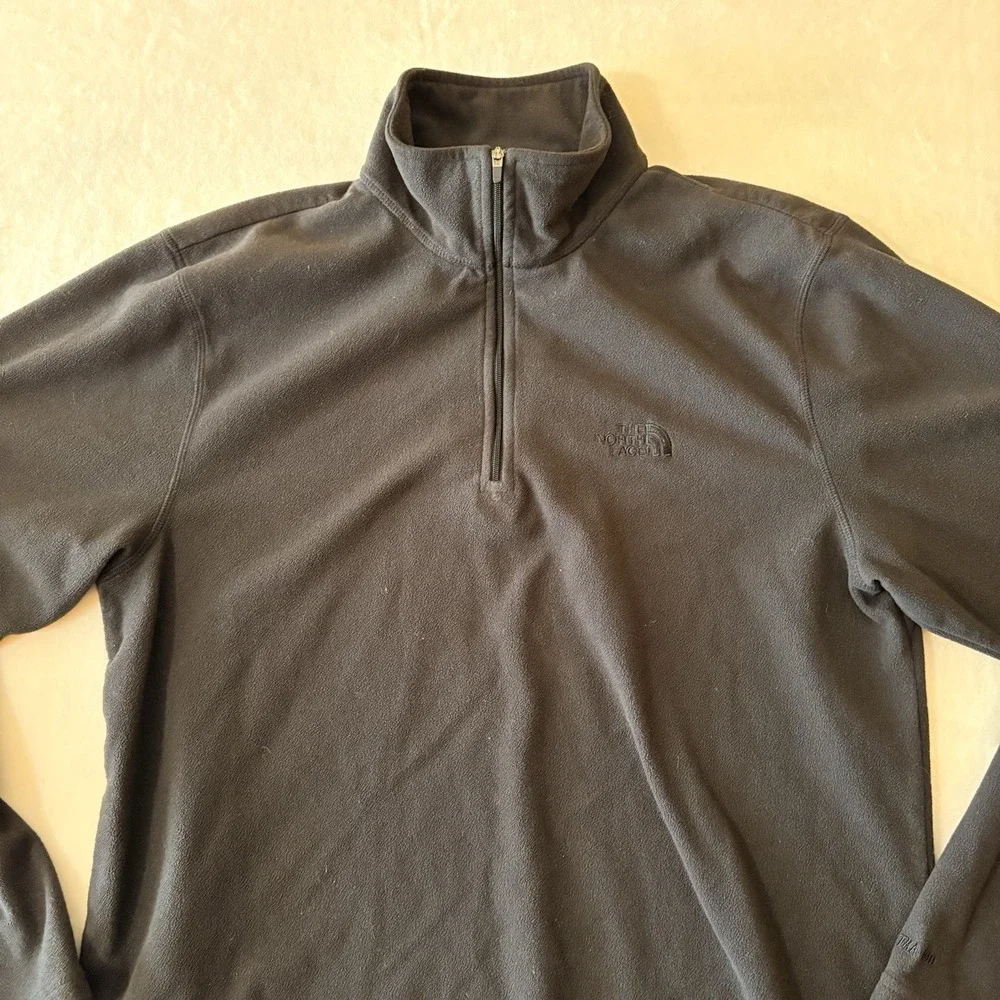 The North Face 1/4 Zip Fleece Mens Medium Black Pullover Logo Outdoor